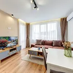 Διαμέρισμα Stylish 1br In The Heart Of Town *