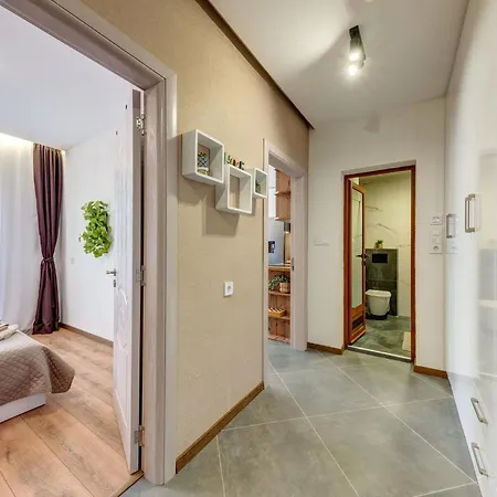 Stylish 1br In The Heart Of Town Σμόλιαν